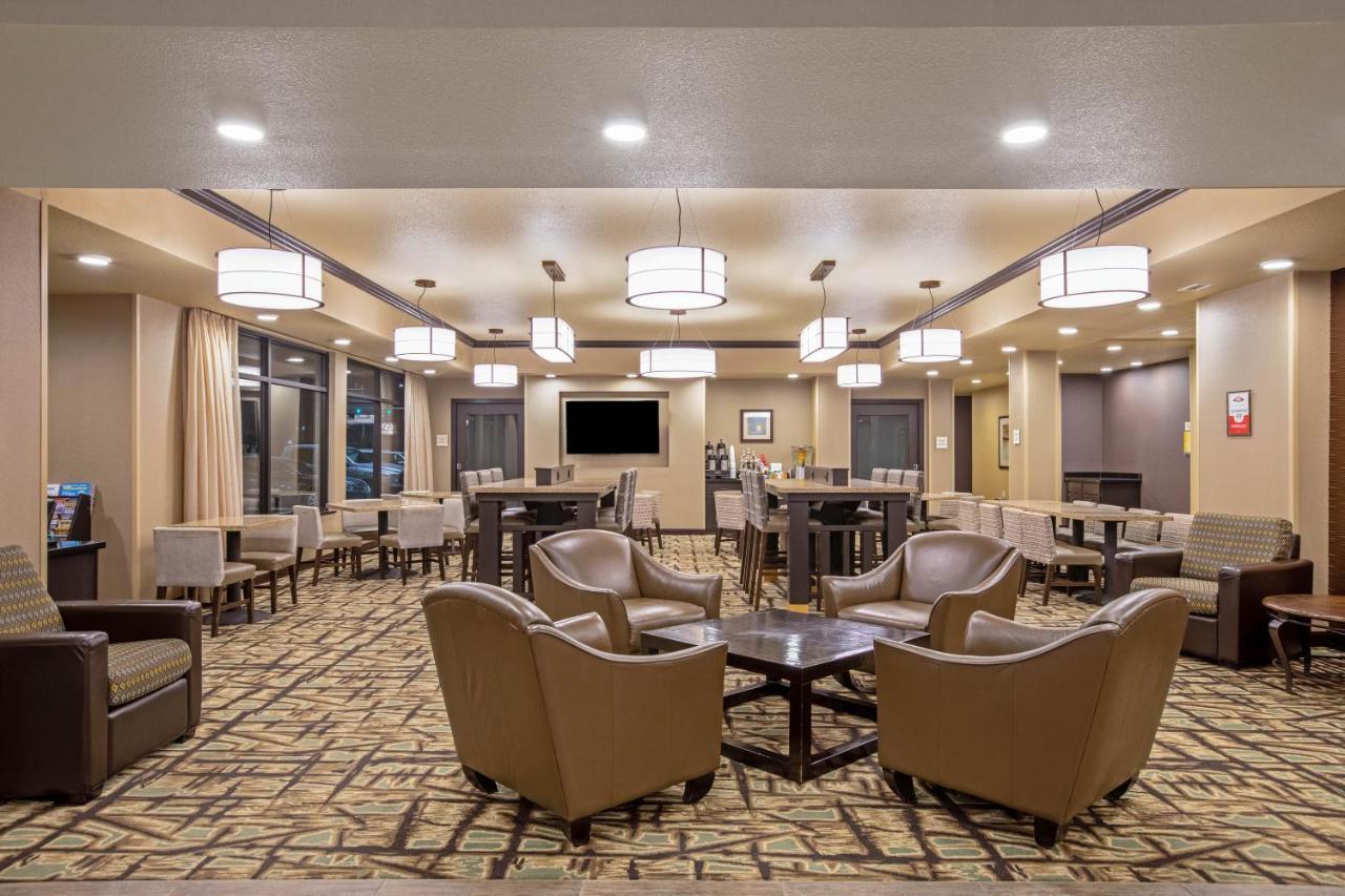 La Quinta By Wyndham Gillette Hotel Exterior foto